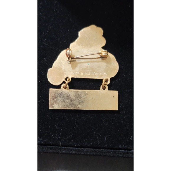 Vtg 1980 Santa's Favorite GIRL Brooch Pin CHRISTmas - Picture 2 of 2